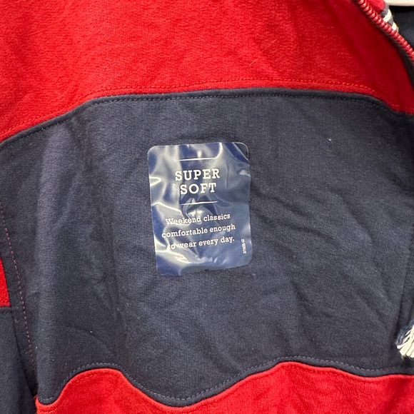 *New with Tags* IZOD Quarter Zip - Picture 2 of 5